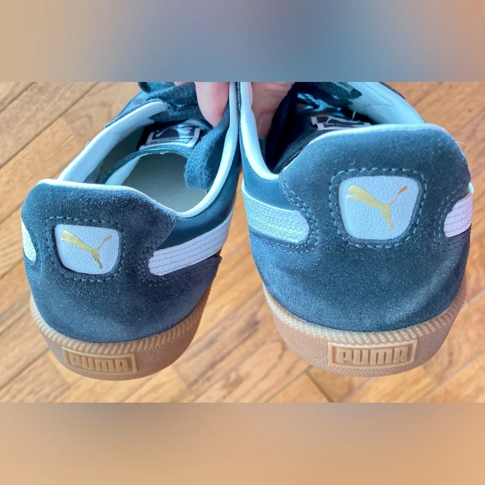 Puma men ‘s Teal and White Sneakers - Picture 6 of 10